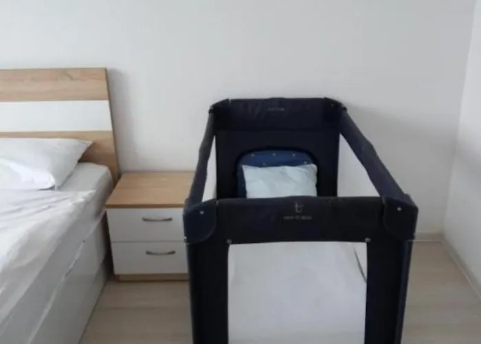 лукс апартамент алекс *