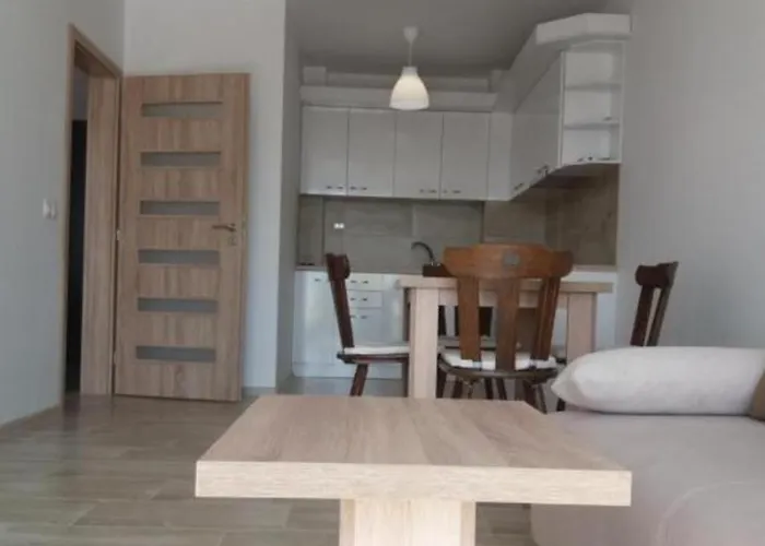 лукс апартамент алекс Lägenhet *